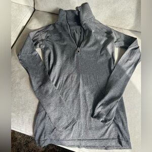 Lululemon Swiftly Quarter Zip Dark Gray Textured Pullover